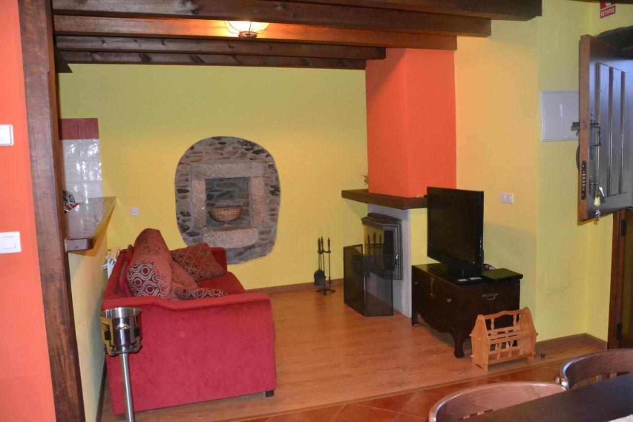 Apartamento La Casa Del Abuelo Justo Minagon ภายนอก รูปภาพ